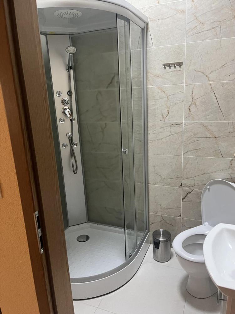 Bed and Breakfast Vt6 House & Restaurant Znojmo Esterno foto