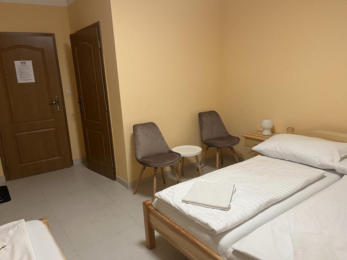 Bed and Breakfast Vt6 House & Restaurant Znojmo Esterno foto