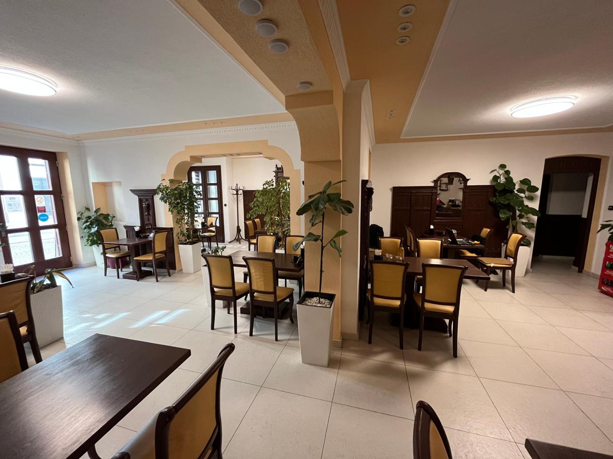 Bed and Breakfast Vt6 House & Restaurant Znojmo Esterno foto